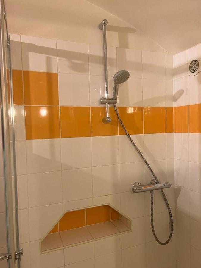 Le Grand Monarque Donzy Hotel Eksteriør billede