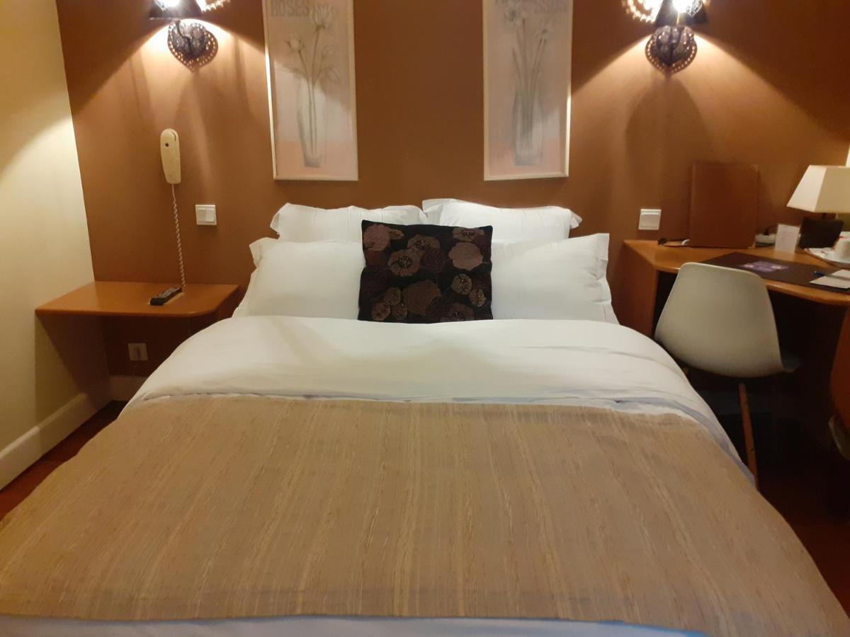 Le Grand Monarque Donzy Hotel Eksteriør billede