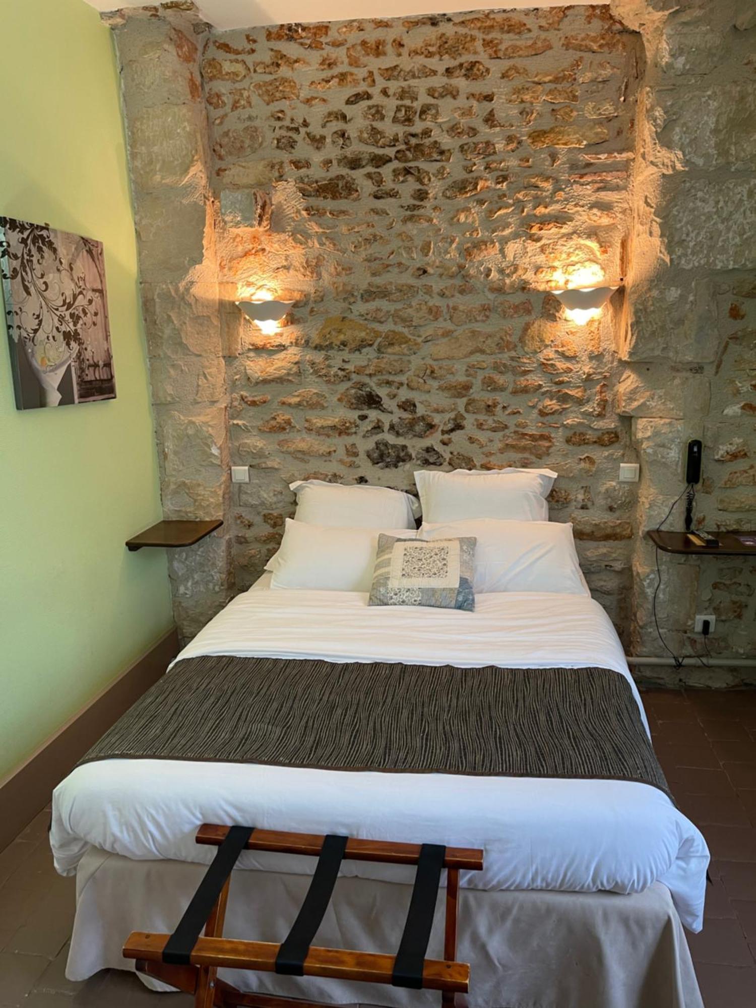 Le Grand Monarque Donzy Hotel Eksteriør billede